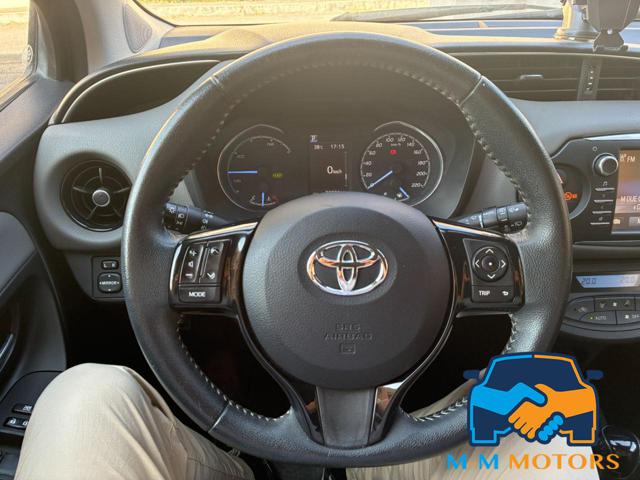 TOYOTA Yaris usata, con Fendinebbia