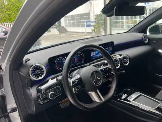 MERCEDES-BENZ A 180 usata, con Fari LED
