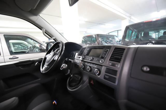 VOLKSWAGEN Multivan usata, con Sistema di navigazione