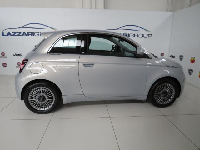 FIAT 500e usata, con Autoradio