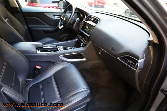 JAGUAR F-Pace usata, con ESP