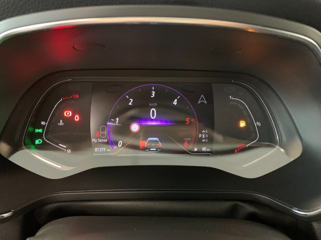 RENAULT Captur usata, con Sensori di parcheggio posteriori