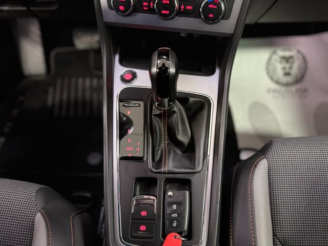 SEAT Leon usata, con USB