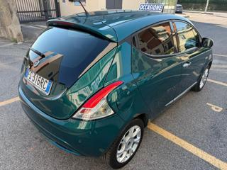 LANCIA Ypsilon usata, con Airbag