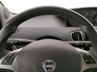 LANCIA Ypsilon usata, con Fendinebbia