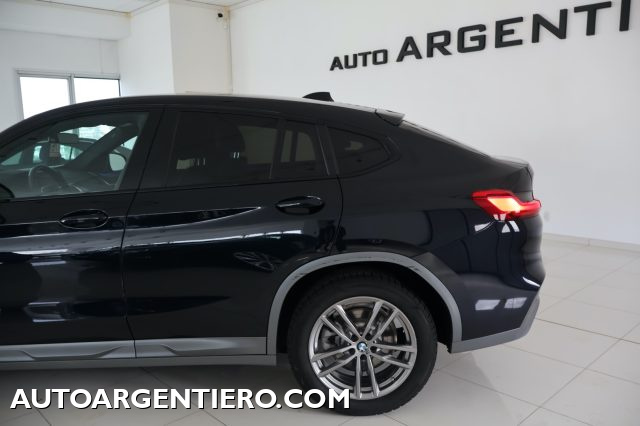 BMW X4 usata, con Sensori di parcheggio anteriori
