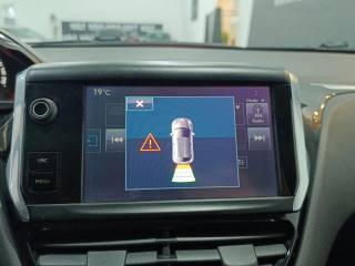 PEUGEOT 208 usata, con Airbag testa