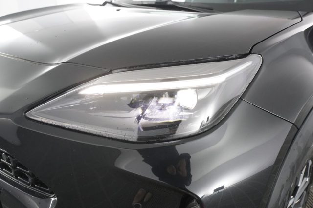 TOYOTA Yaris Cross usata 12
