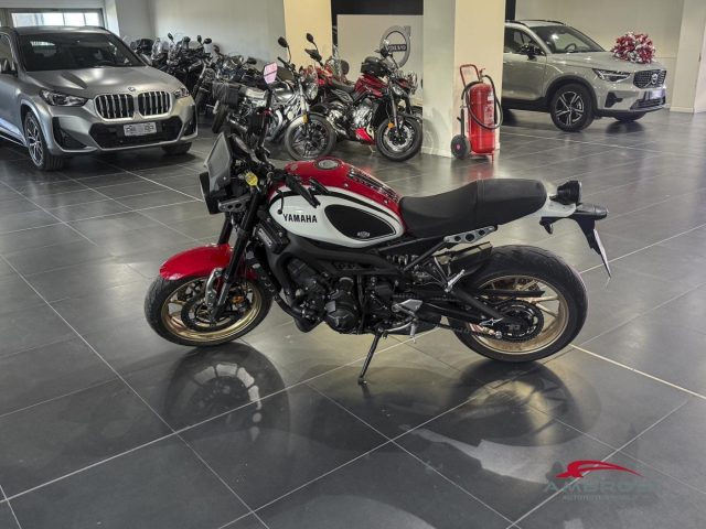 YAMAHA XSR 900 usata 2
