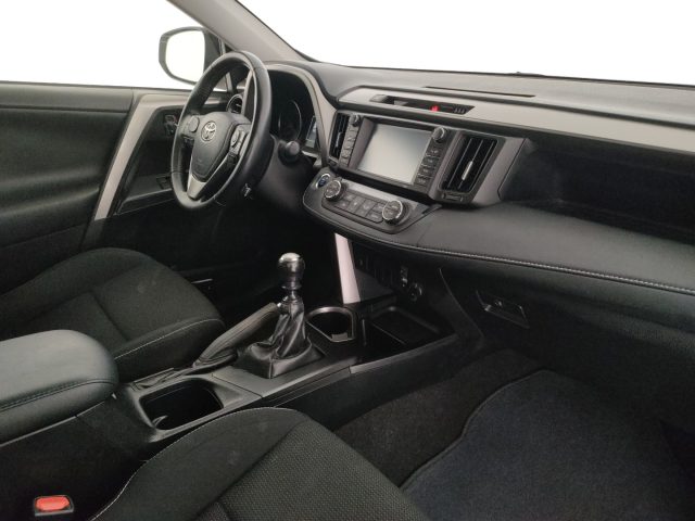 TOYOTA RAV 4 usata, con Cruise Control