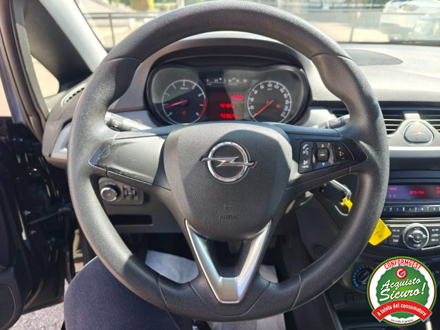 OPEL Corsa usata, con USB