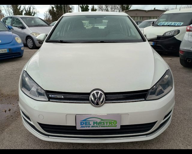 VOLKSWAGEN Golf usata, con Airbag