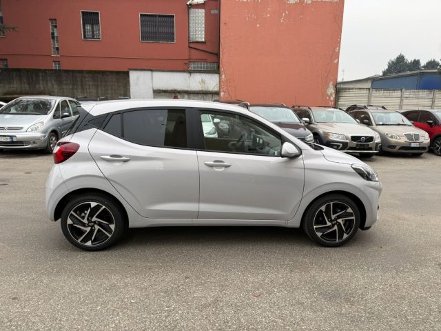HYUNDAI i10 usata, con Autoradio