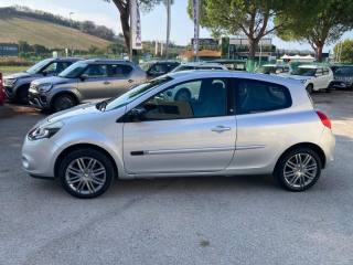 RENAULT Clio usata, con Chiusura centralizzata