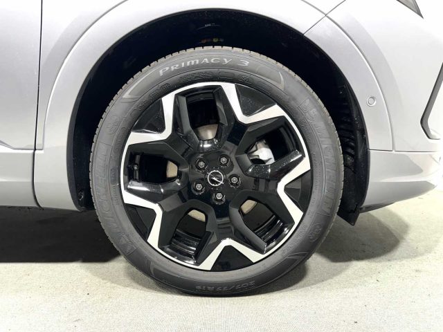 OPEL Grandland usata, con Sedile posteriore sdoppiato