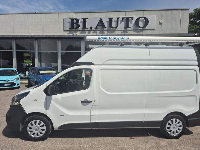 RENAULT Trafic usata, con ABS