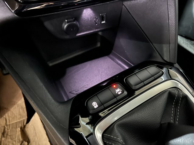 OPEL Corsa usata, con Controllo trazione