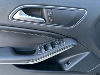 MERCEDES-BENZ GLA 200 usata, con Chiusura centralizzata