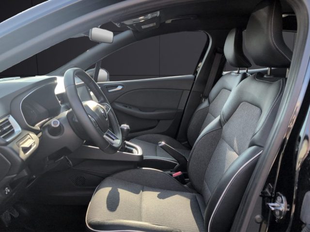 RENAULT Clio usata, con Controllo automatico clima