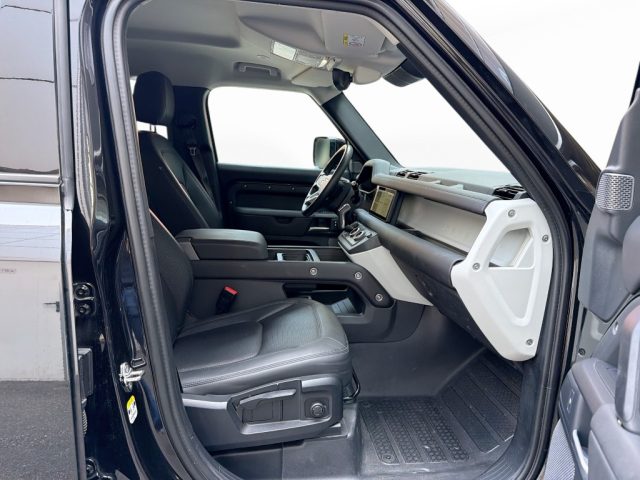 LAND ROVER Defender usata, con Airbag laterali