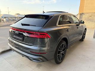 AUDI Q8 usata, con Alzacristalli elettrici
