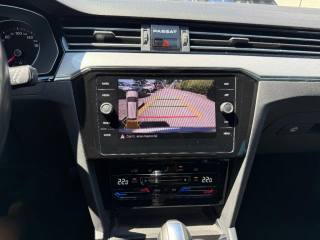 VOLKSWAGEN Passat Variant usata, con Fendinebbia