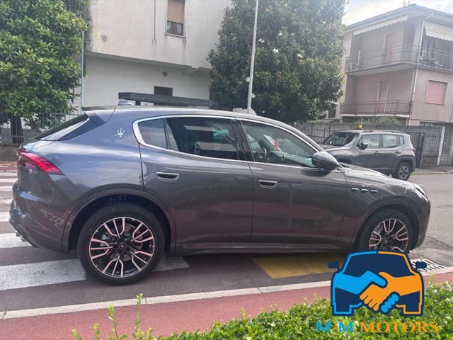 MASERATI Grecale usata, con Autoradio