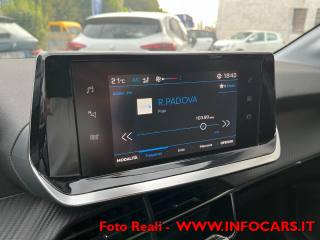 PEUGEOT 208 usata, con USB