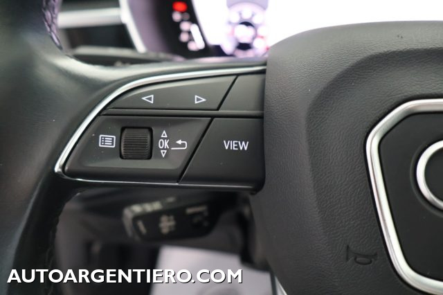 AUDI Q3 usata, con Park Distance Control