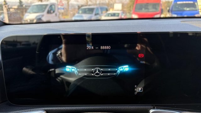 MERCEDES-BENZ GLB 180 usata, con Immobilizzatore elettronico