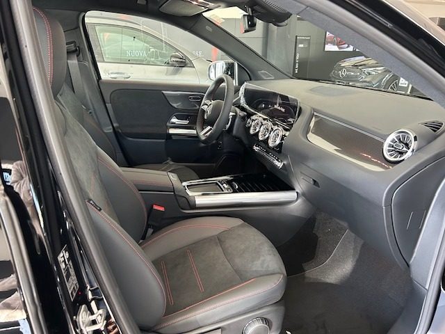 MERCEDES-BENZ GLA 200 usata, con Cerchi in lega