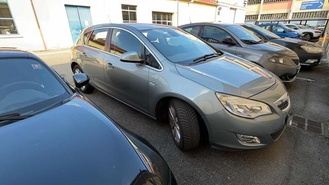 OPEL Astra usata, con Airbag laterali