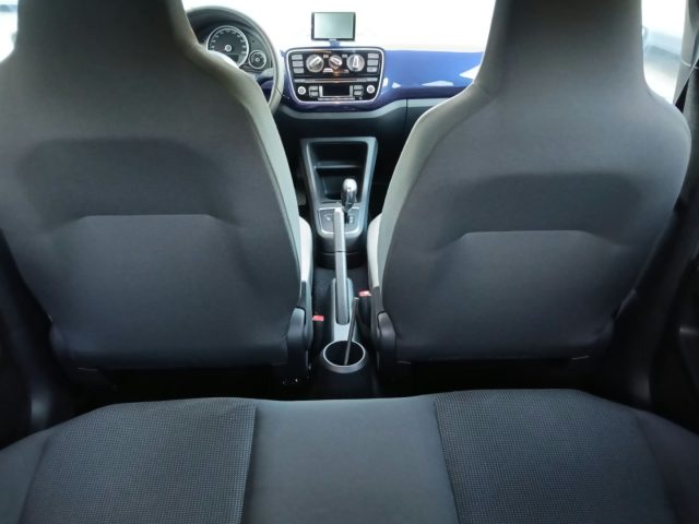 VOLKSWAGEN up! usata, con Bluetooth