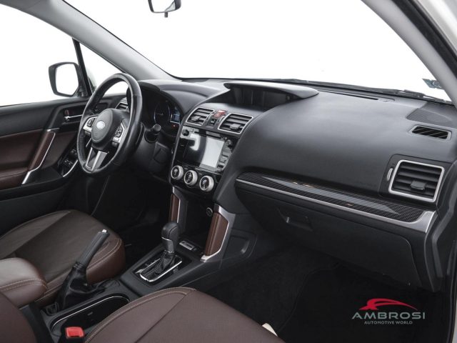 SUBARU Forester usata 11