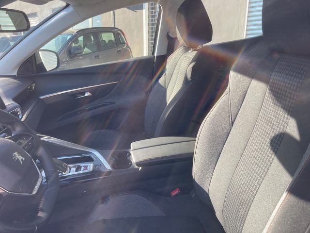 PEUGEOT 3008 usata 9
