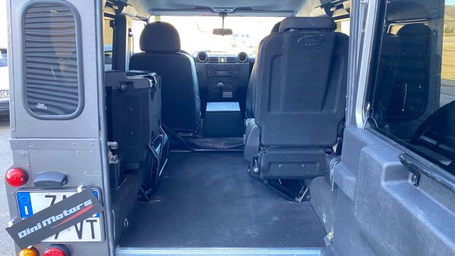 LAND ROVER Defender usata, con Pacchetto invernale