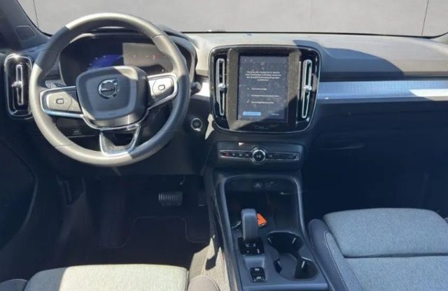 VOLVO XC40 usata, con Controllo automatico clima