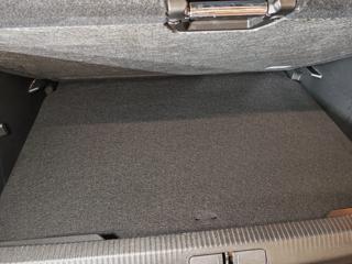 PEUGEOT 2008 usata, con Sistema di navigazione