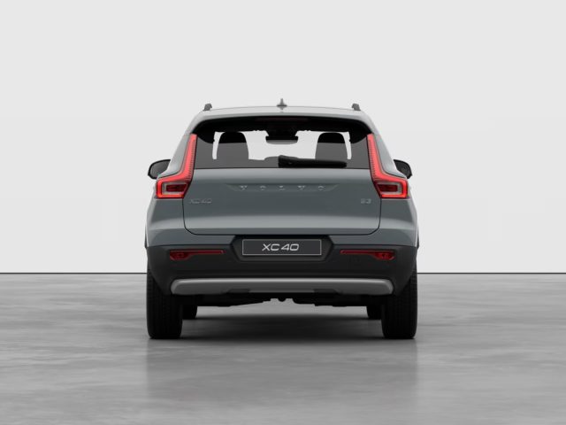 VOLVO XC40 usata, con Alzacristalli elettrici