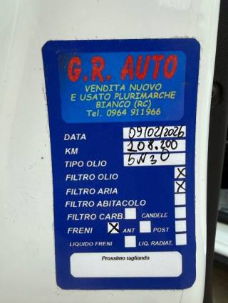 PEUGEOT 2008 usata, con Bluetooth