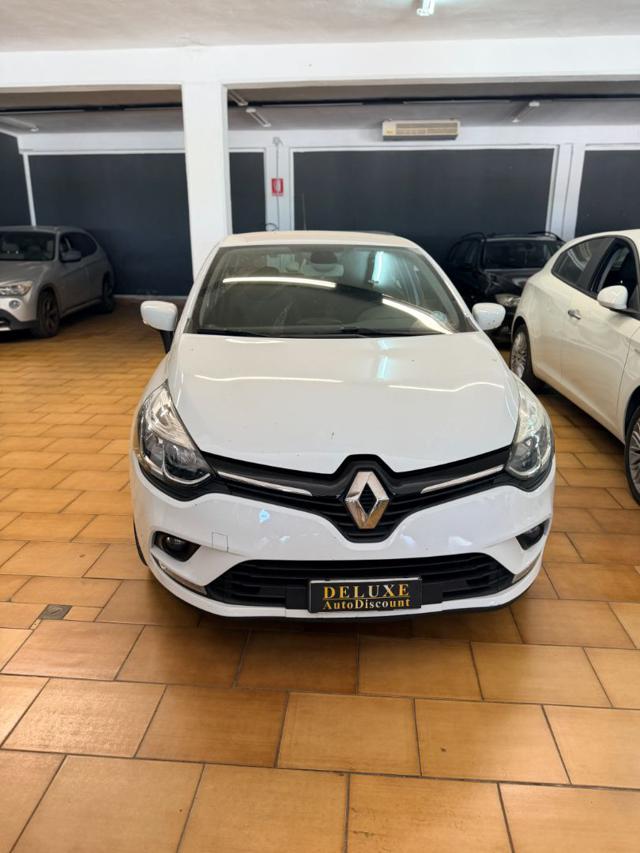 RENAULT Clio usata, con Airbag