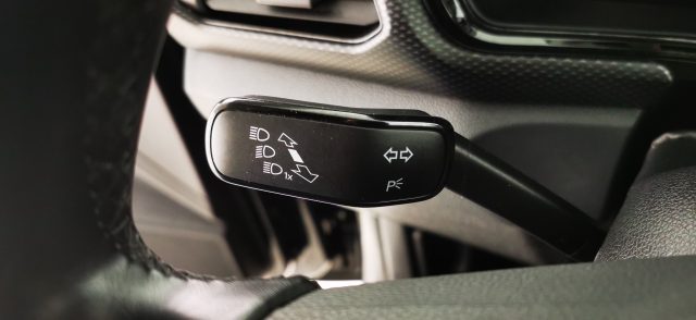 VOLKSWAGEN T-Cross usata 59