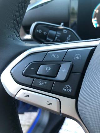 VOLKSWAGEN T-Roc usata, con Park Distance Control