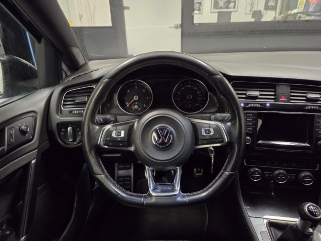 VOLKSWAGEN Golf GTD usata, con USB
