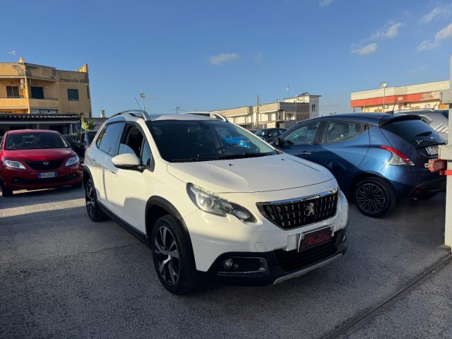 PEUGEOT 2008 usata, con Alzacristalli elettrici