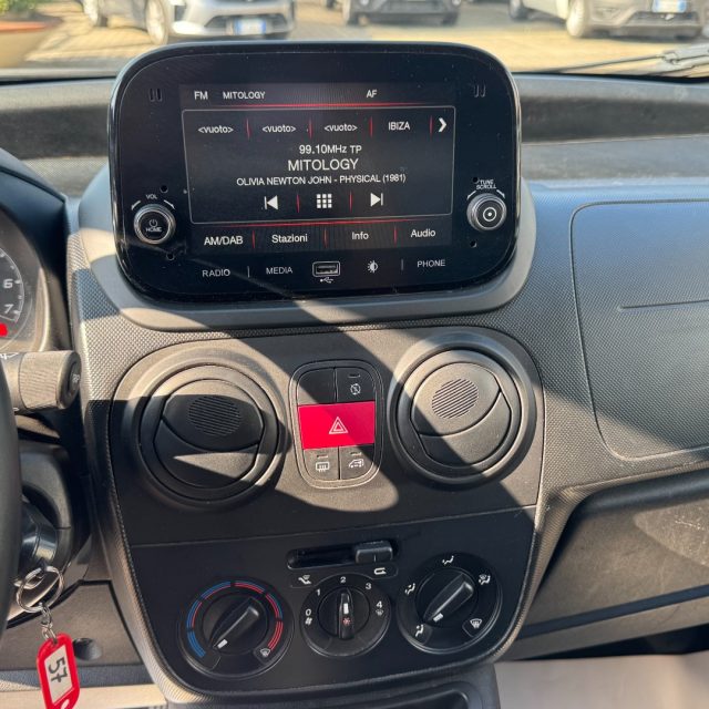 FIAT Fiorino usata, con USB