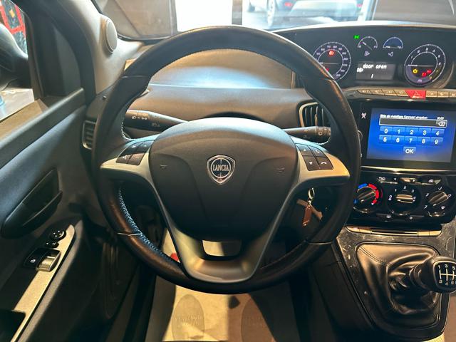 LANCIA Ypsilon usata, con Chiusura centralizzata