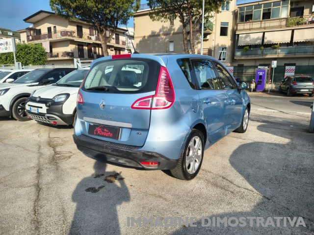 RENAULT Scenic usata, con Airbag Passeggero