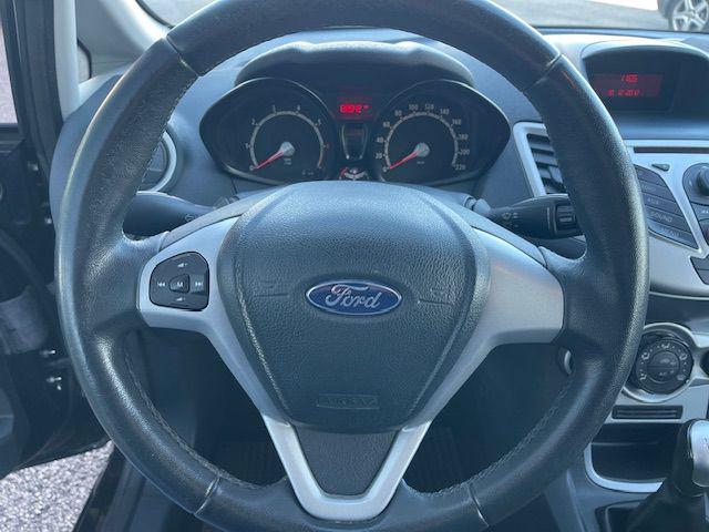 FORD Fiesta usata, con ESP