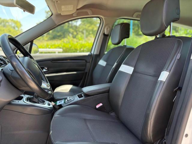 RENAULT Scenic usata, con Boardcomputer